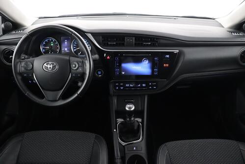 TOYOTA Corolla 1.6 I + GPS + CAMERA + PDC + CRUISE + ALU 17 + XENON